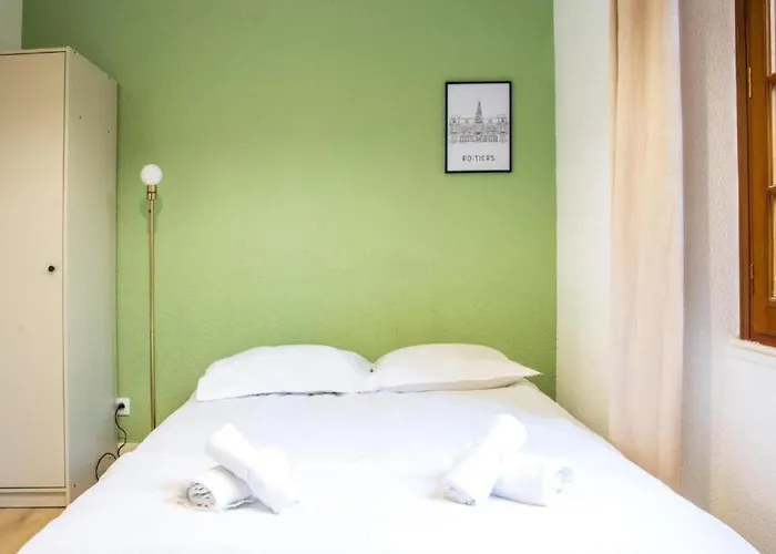 Le Melusine , A 50m De La Gare De * ポアティエ